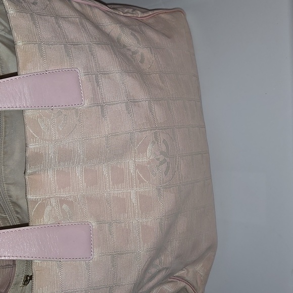 CHANEL Nylon Travel Line Tote - Picture 4 of 16